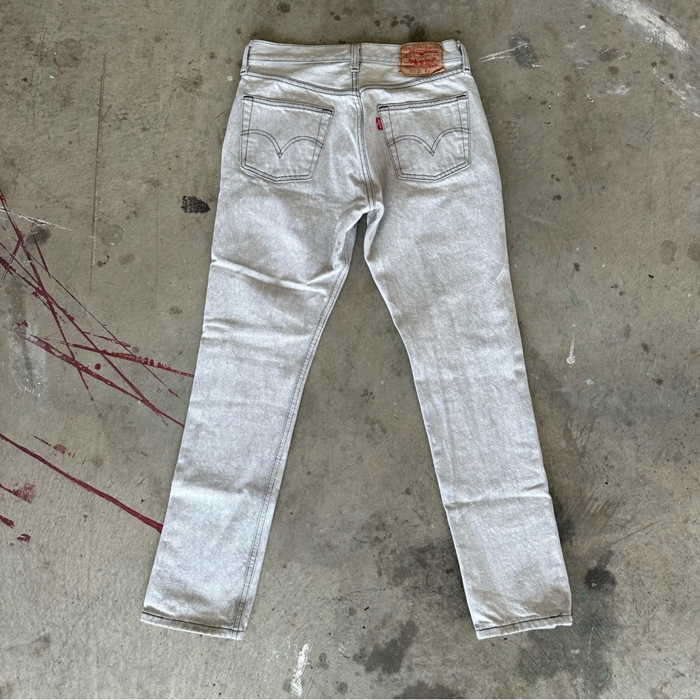 Levi’s faded light gray 501 xx jeans denim size 31x32